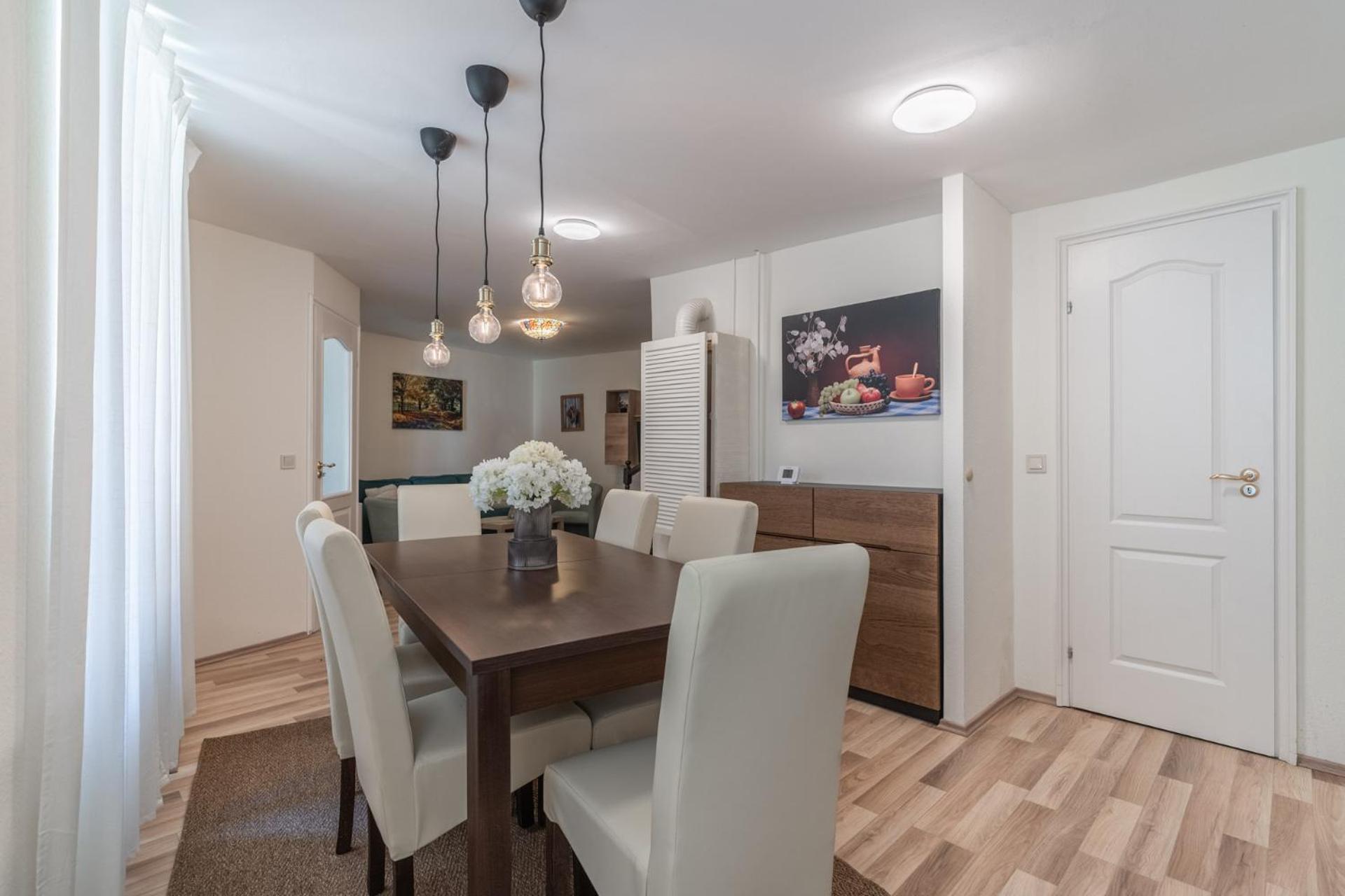 Comfy & Homy Vibe In The Heart Of *