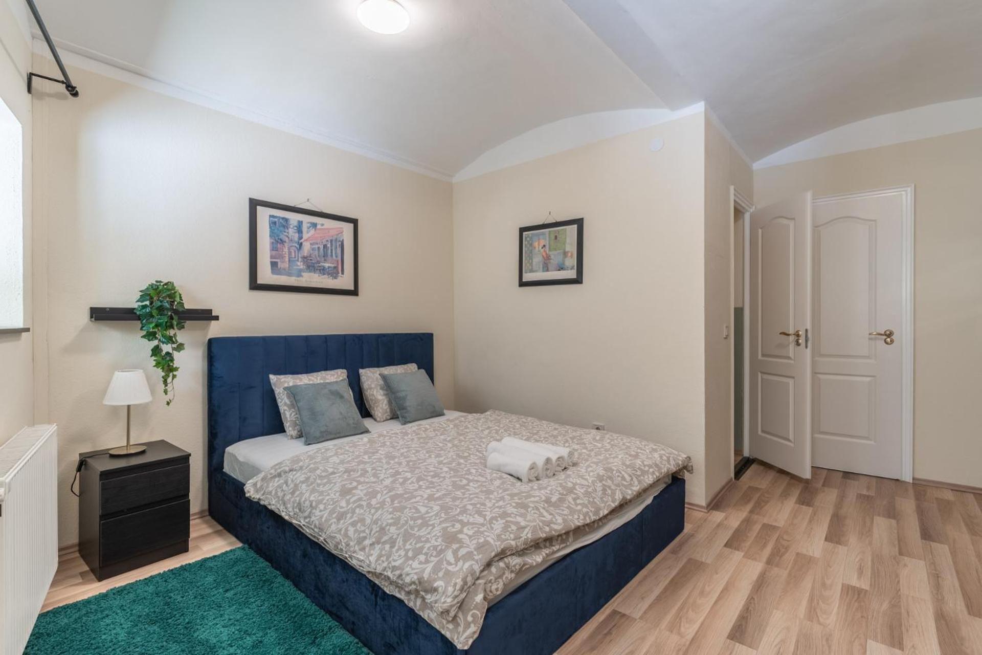 Comfy & Homy Vibe In The Heart Of