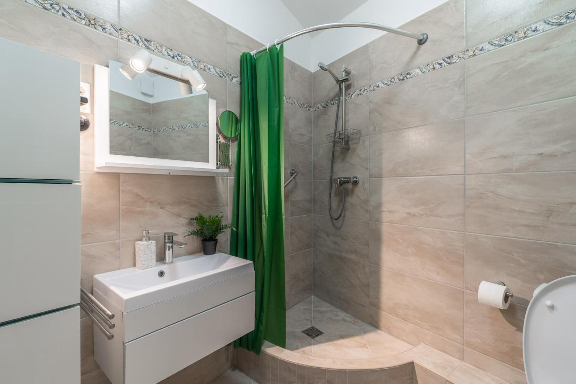 Appartement Comfy & Homy Vibe In The Heart Of